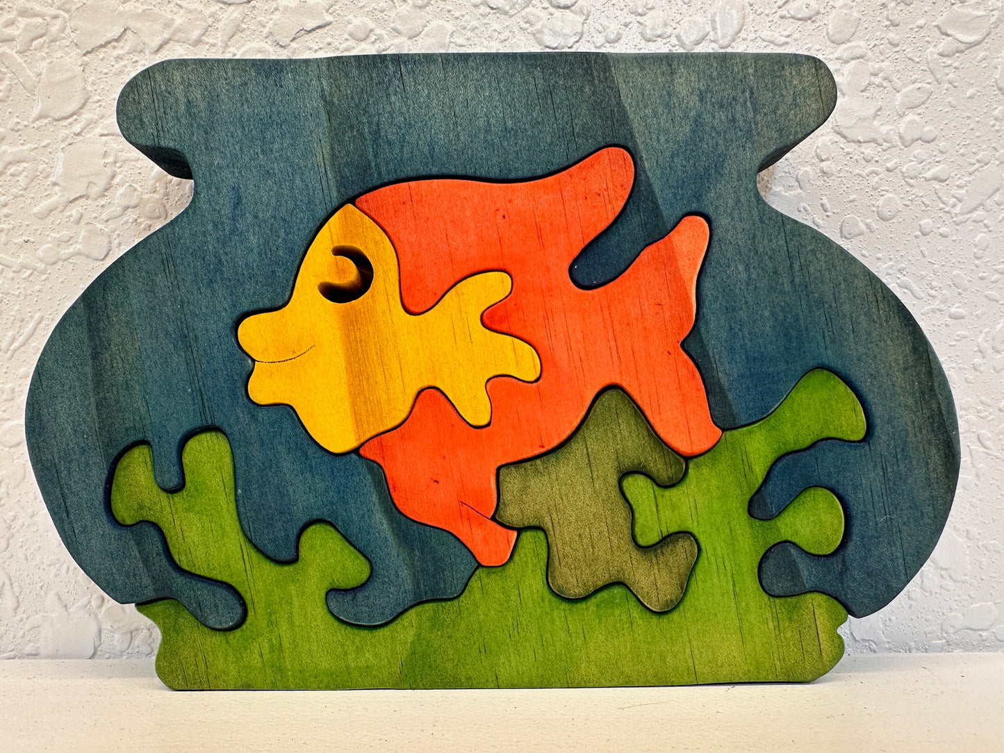 Fish Bowl 5pc Pine Wood Puzzle 7" x 4 3/4"